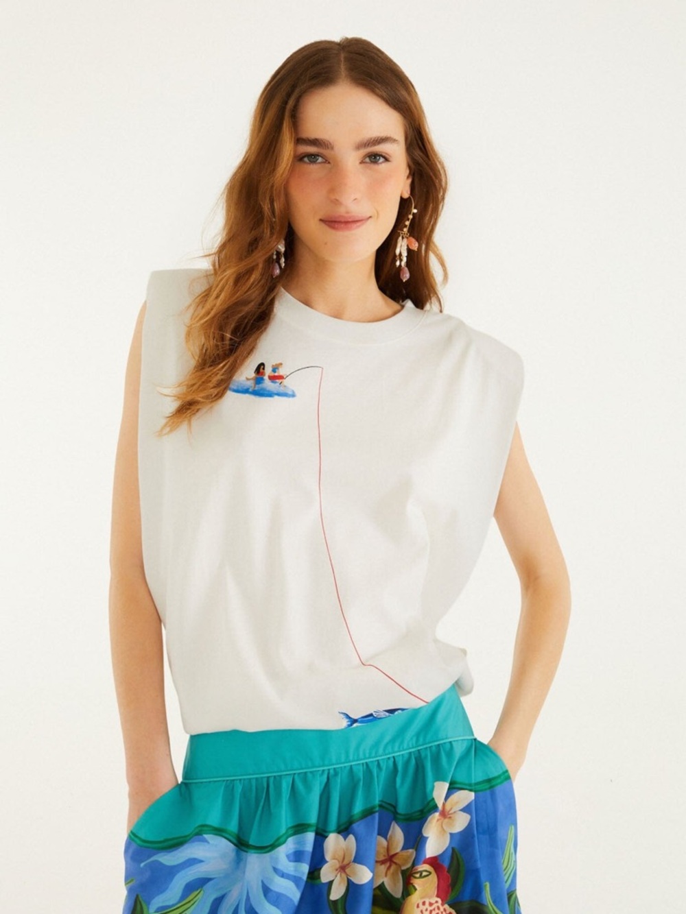 FARM Rio Off-White Fishing Dreams Padded Shoulder T-Shirt Size Medium NWT - Picture 2 of 11